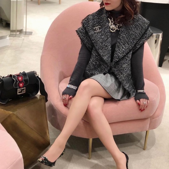 DKNY Tweed Vest - Picture 2 of 8